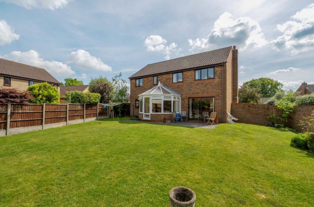 Deep Spinney, Biddenham, Bedford photo 3
