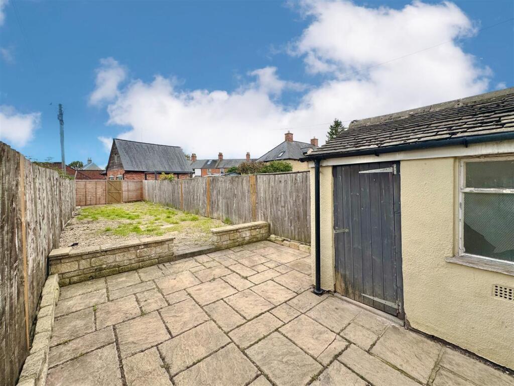 House in Cotswold, Watermoor, Cirencester - View 4