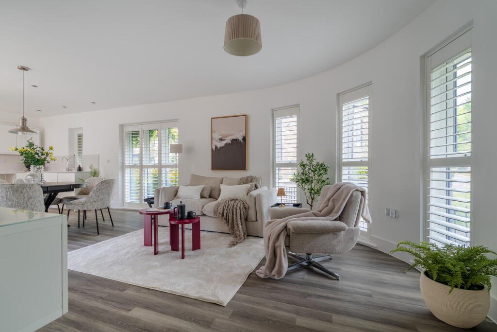 Barnhill Road, Bristol, BS37 photo 3