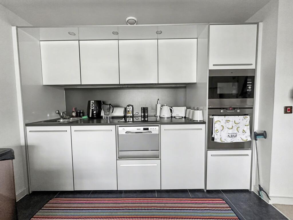 Apartment in Saltdean, Brighton and Hove - View 5