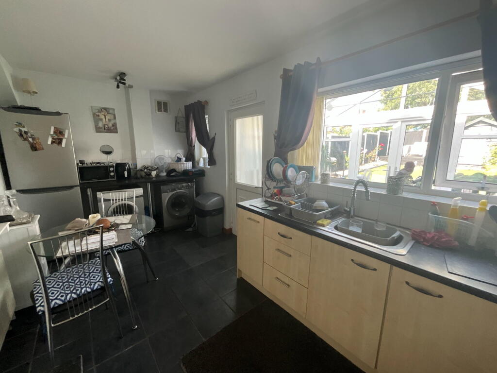 ROWLEY REGIS, Sandford Avenue photo 5