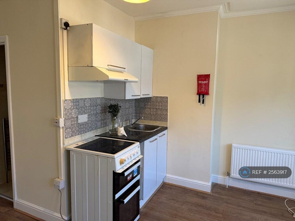 Main image of property: St Mary Rd, London, NW11