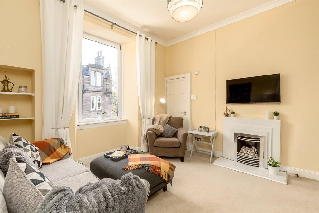 Apartment in Edinburgh, Morningside - View 3