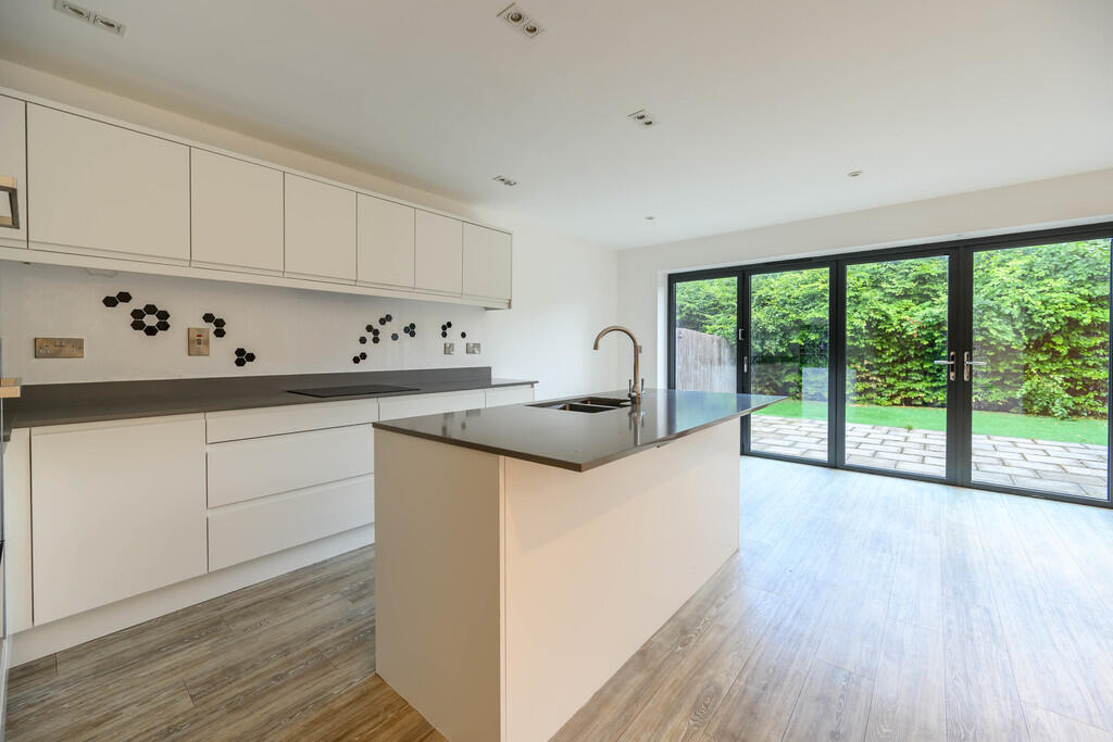 House in Nottingham - View 3