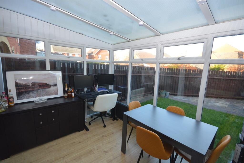 Epping Way, Witham, Essex, CM8 photo 2