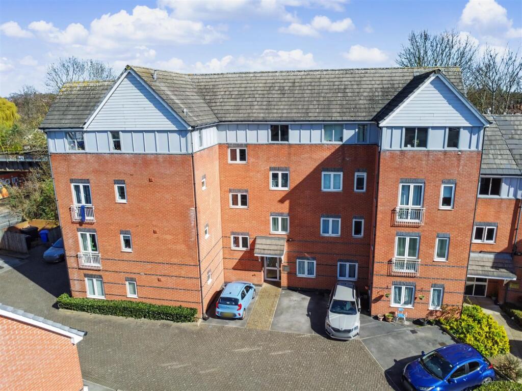 Main image of property: Thornfield Square, Long Eaton