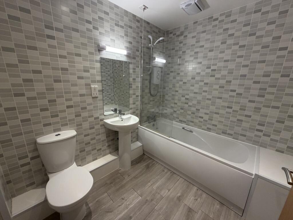 Apartment in Taunton - View 4