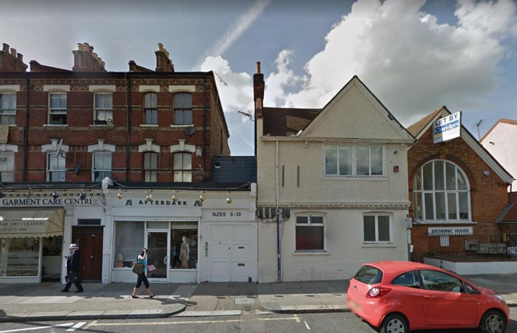 Main image of property: Hendon Lane, London, N3