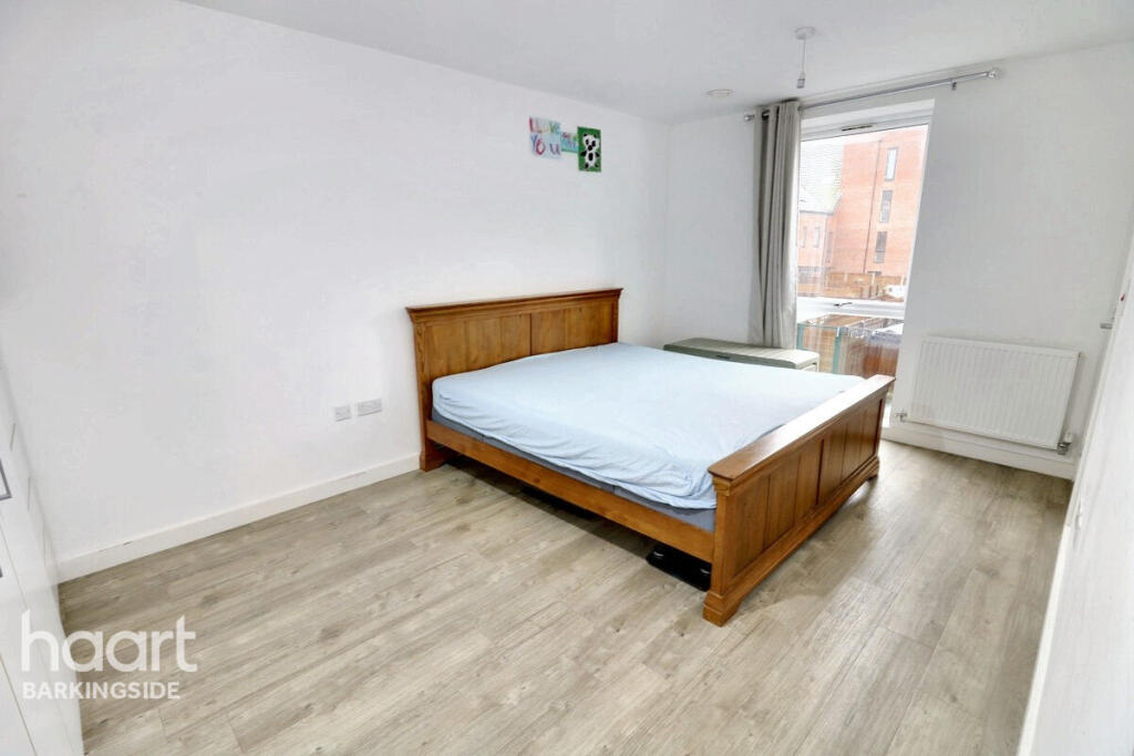 Main image of property: 37 Marine Crescent, Hainault