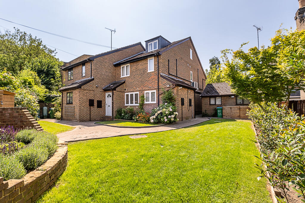 Main image of property: Albany Passage, Richmond, TW10