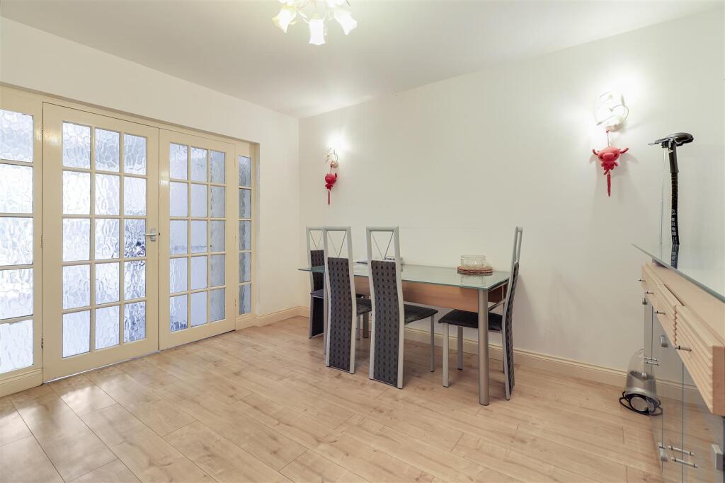 House in Cambridge, Romsey - More