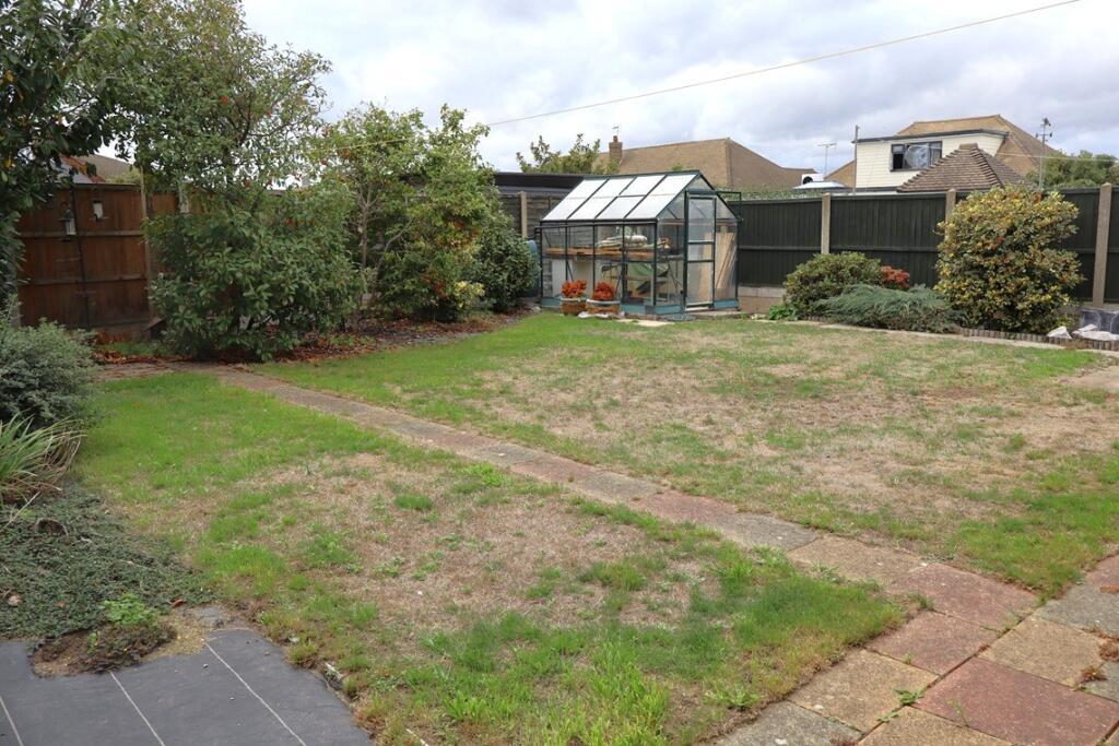 House in Chadwell St Mary, Orsett Heath, Little Thurrock - View 2