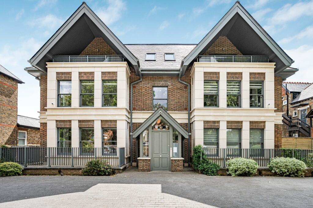Main image of property: Carlton Road, London, W5