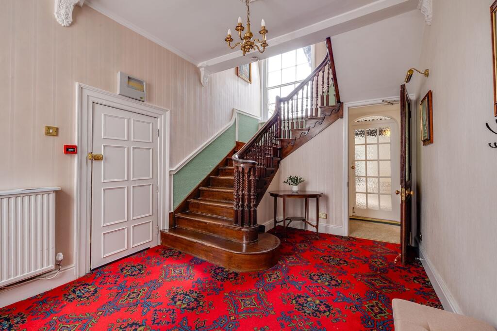 Castle Street, Chester, CH1 - More