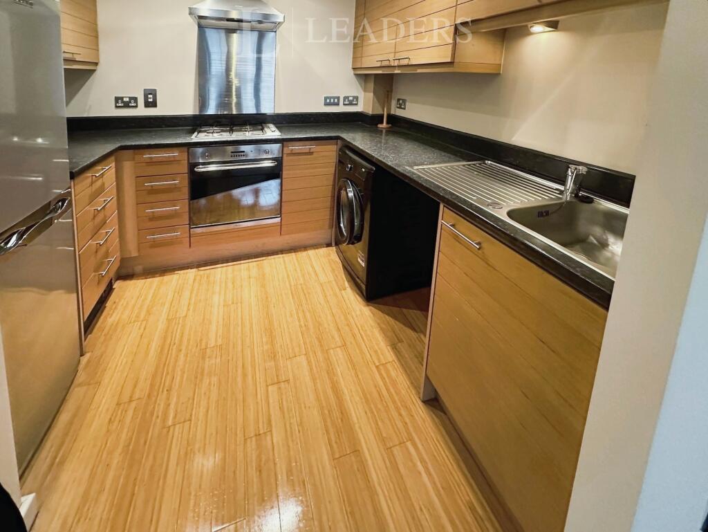 Main image of property: West Gate Plaza, Moor Street, B70