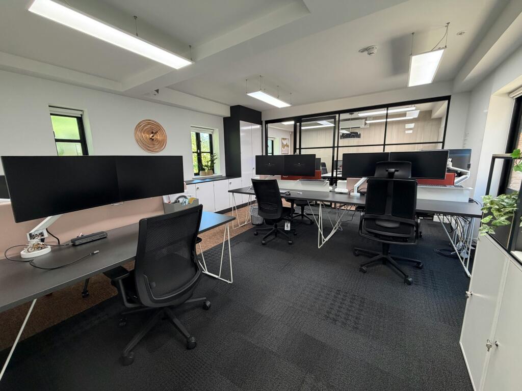 General Office 001.jpg