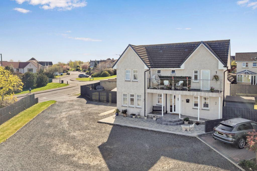 4-bed detached on 1 Park View, Tranent Mains Road, Tranent, EH33 1EW, £415,000