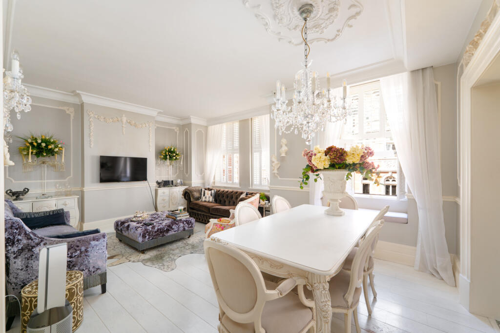 Apartment in London, City of Westminster - View 2