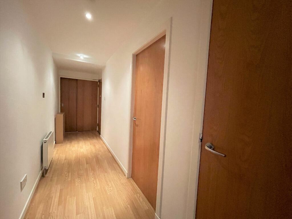 Apartment in Glasgow - More