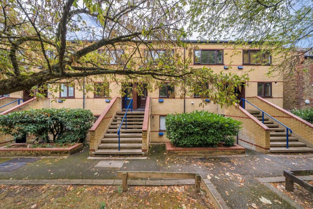 Main image of property: The Grove, Isleworth