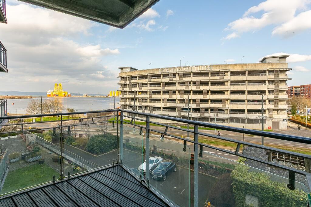 Apartment in Edinburgh, Leith Harbour & Newhaven - More