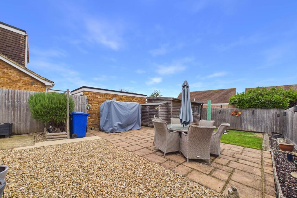 House in Northampton - View 3