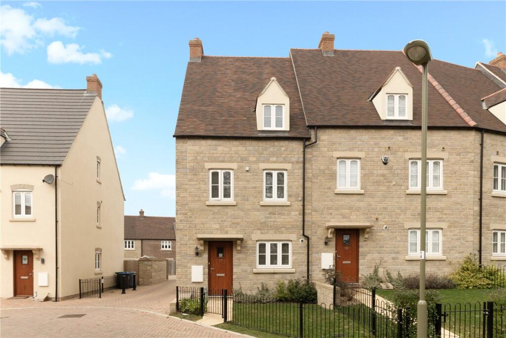 Main image of property: Buttercross Lane, Witney, OX28