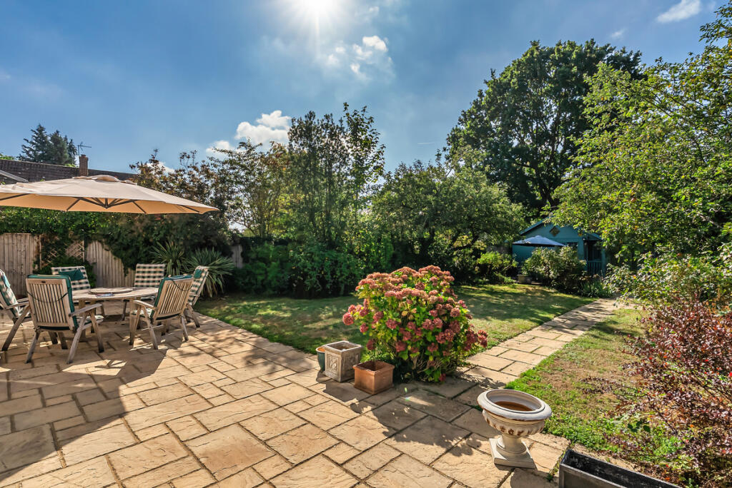 House in Reading, Caversham Heights - View 4