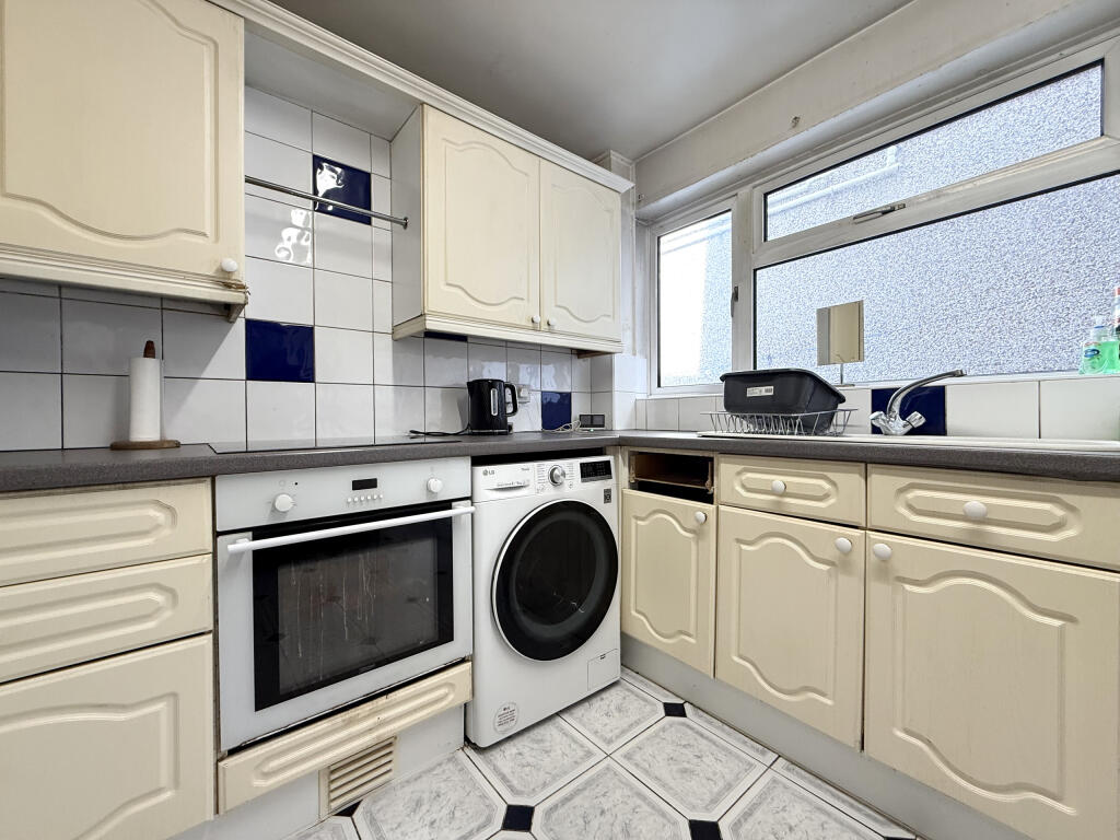 House in Cardiff, Hirwaun - View 5