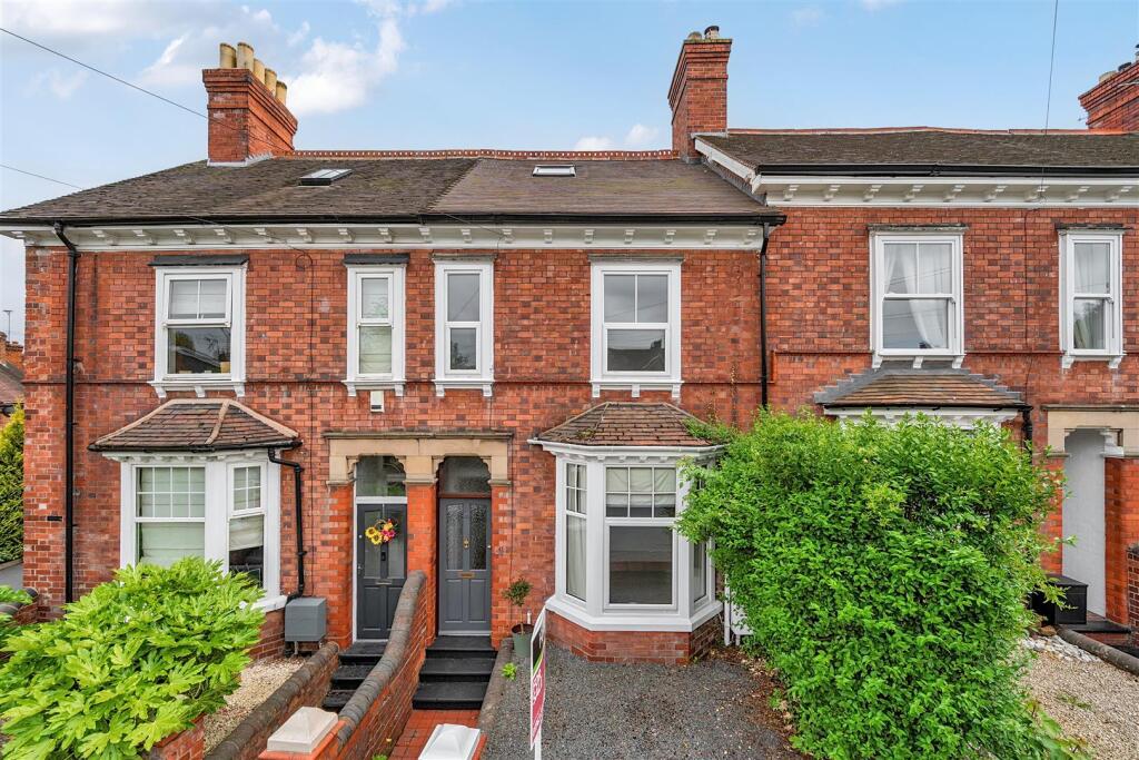Main image of property: 43 Copthorne Road, Shrewsbury, SY3 8NW