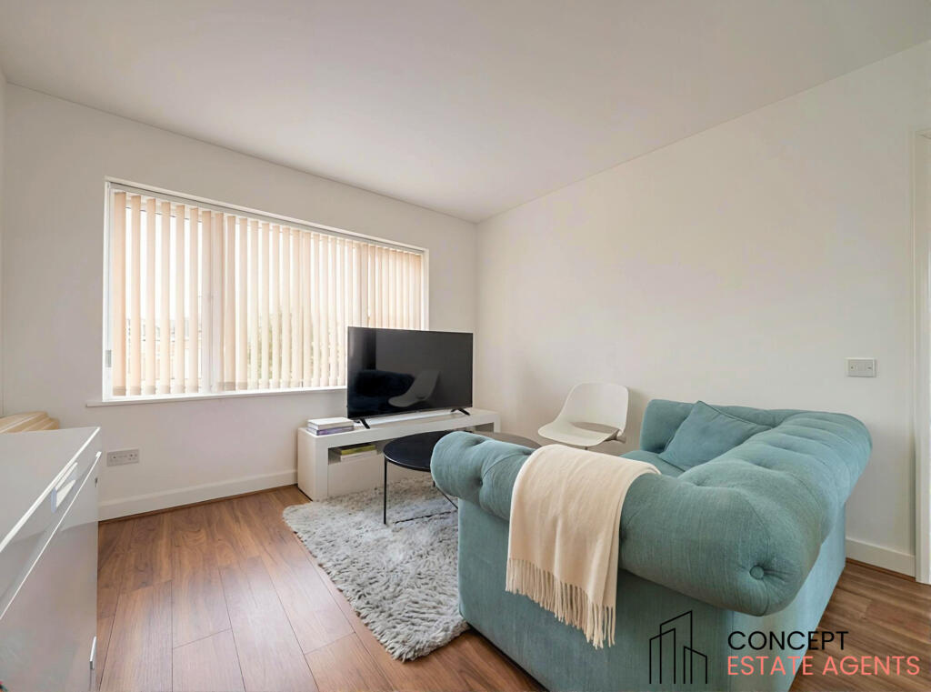 Main image of property: 256 London Road, Mitcham, Surrey, CR4
