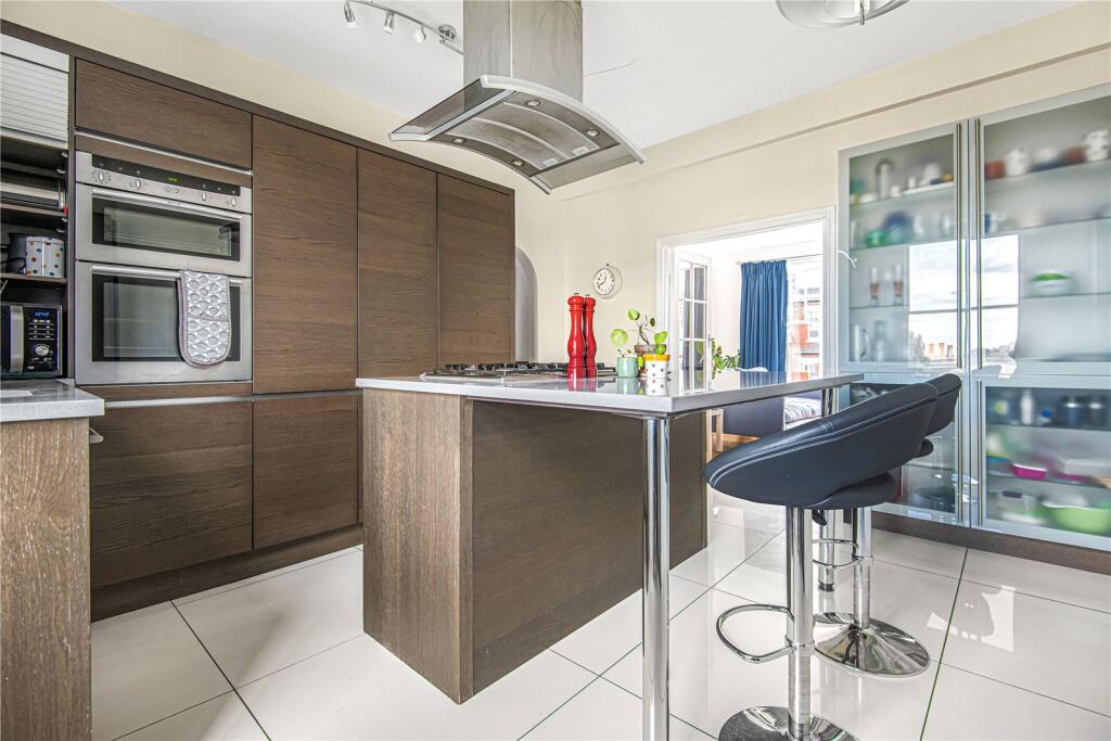 Apartment in London, Ferme Park, Stroud Green - View 6