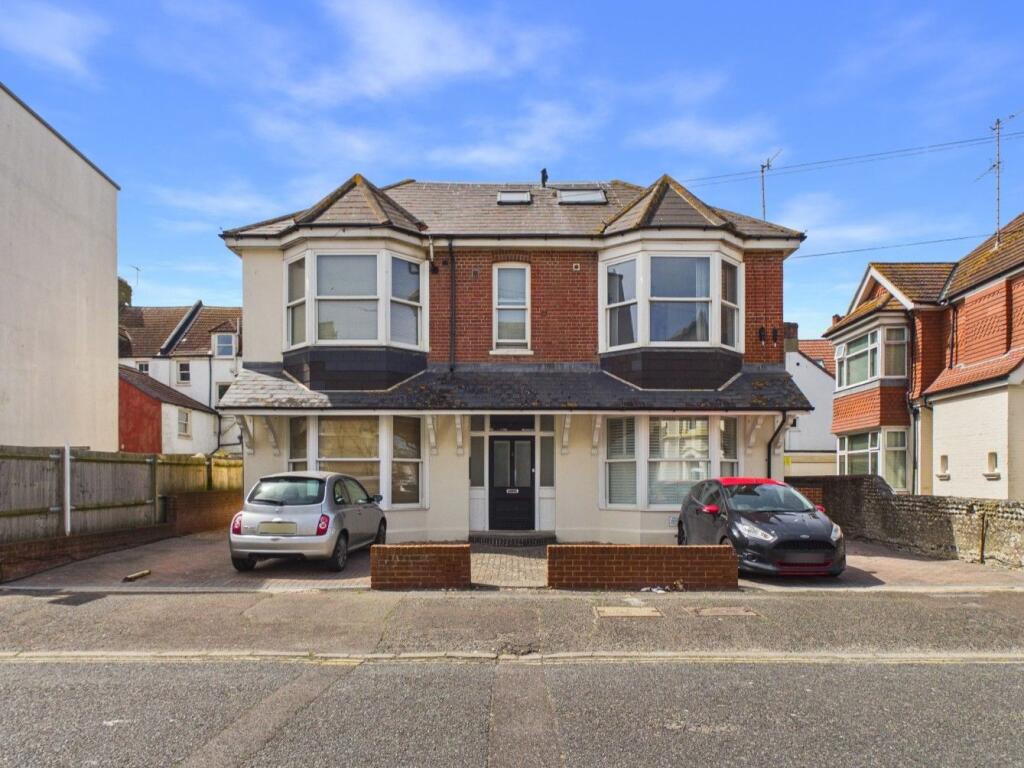 Main image of property: Queens Road, Worthing, BN11 3LX