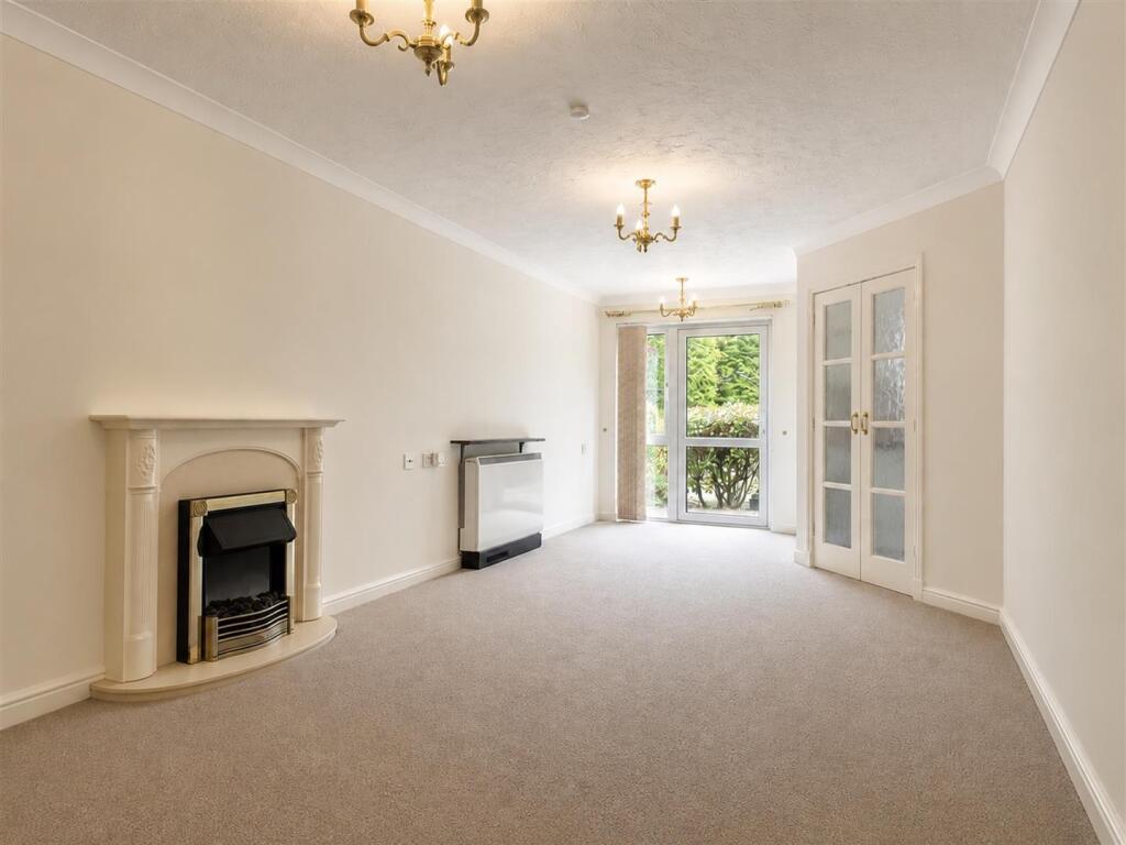 Blantyre Road, Bothwell photo 4