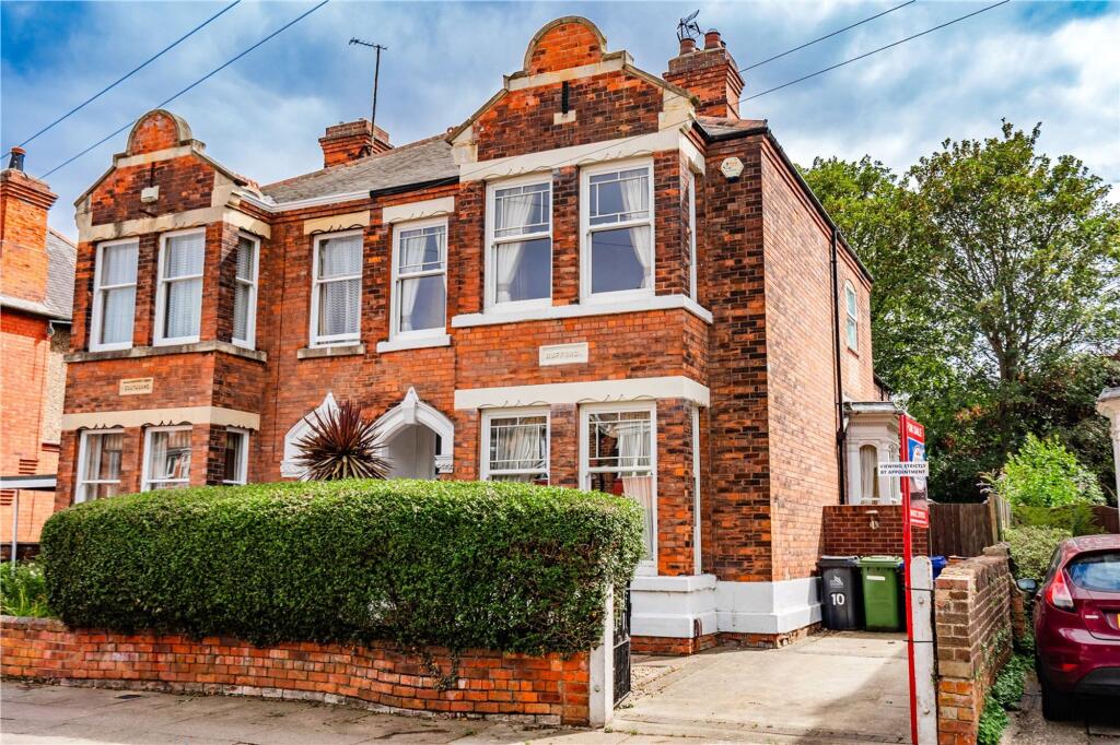 4-bed house on Lambert Road, Grimsby, DN32, £289,000