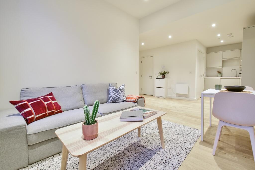 Main image of property: Devonshire House, Leeds City Centre