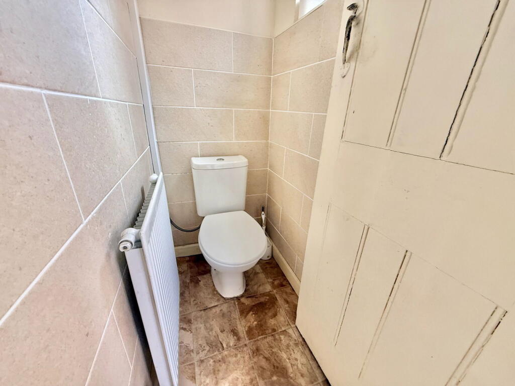 House in Dudley - View 5