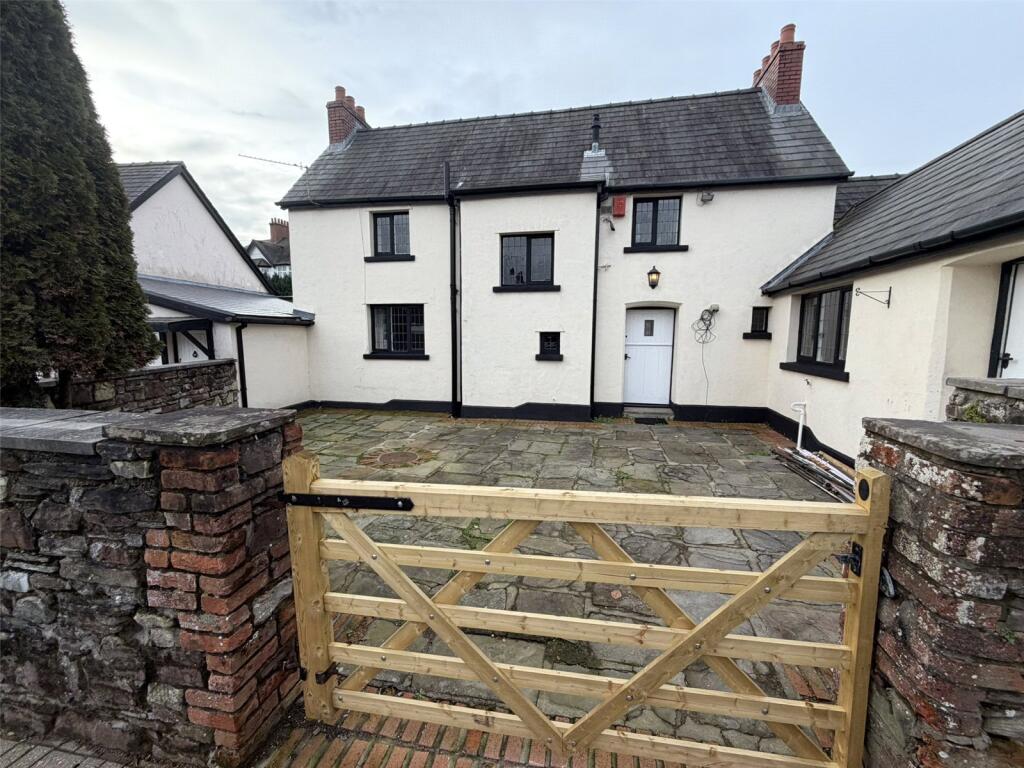 House in Newport, St. Woolos, Stow Hill - View 4