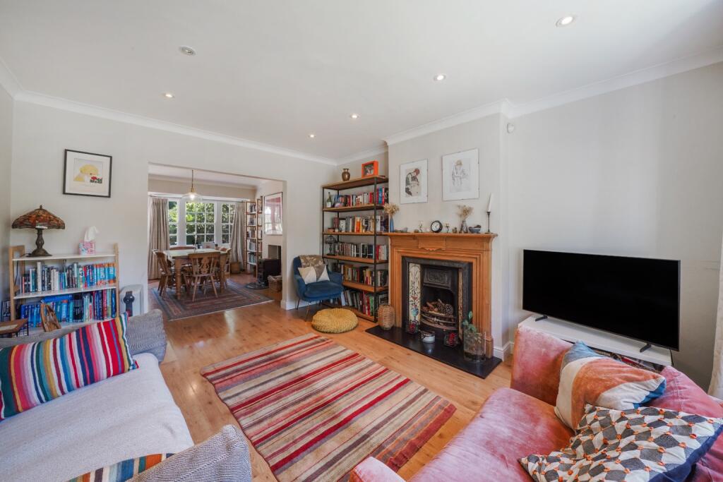 House in Harrow - View 2