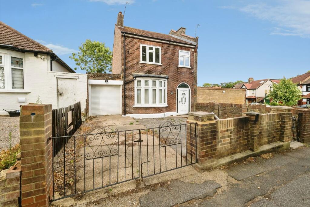 Main image of property: Church Avenue, London, E4