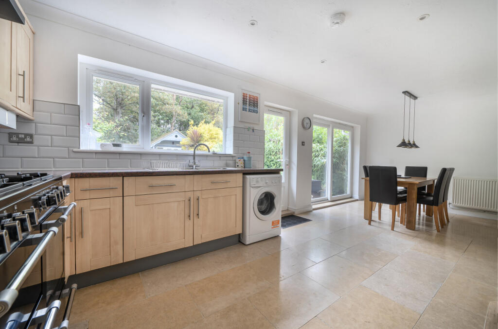 Ancton Way, Bognor Regis, West Sussex photo 3