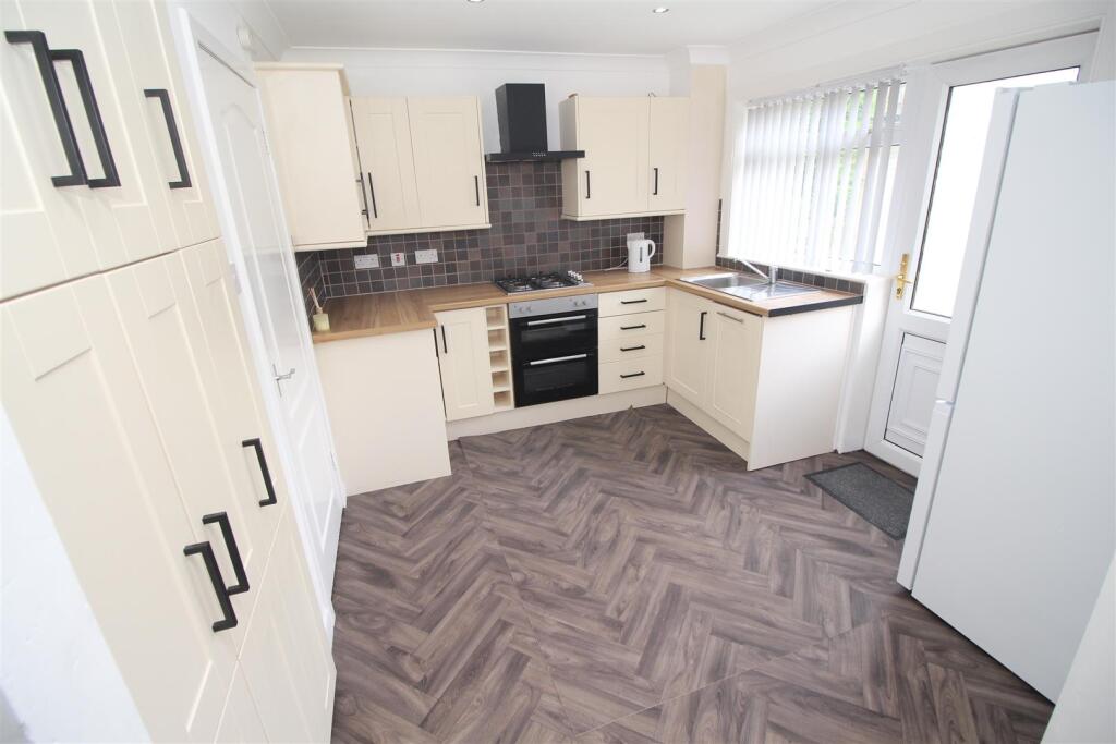 House in Paisley - More