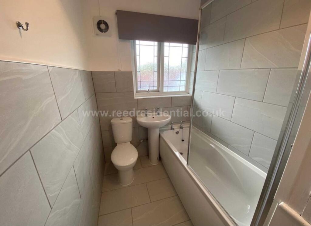 Additional image 8 of Flat 10 Weoley Court, 201 Gibbins Rd, West Midlands, B29