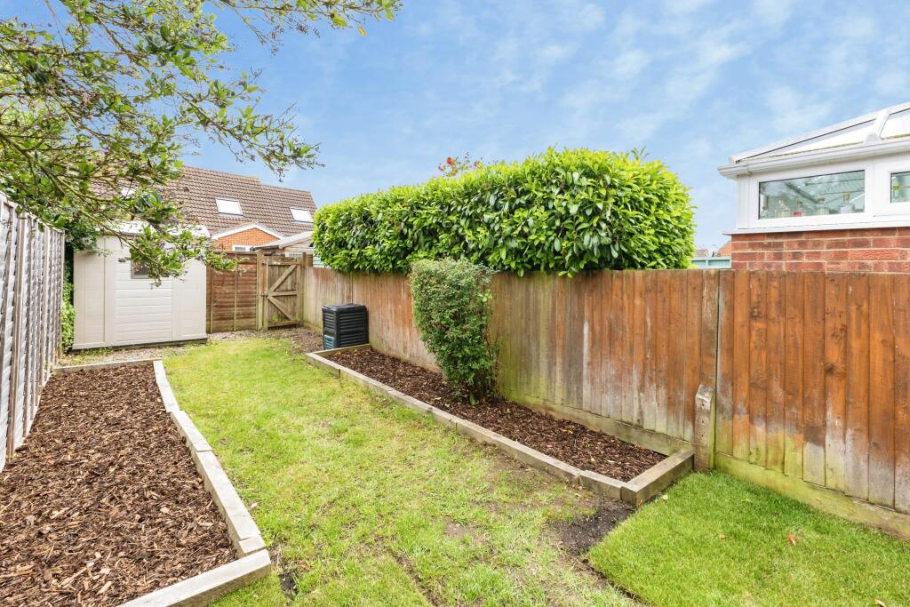House in Thatcham, West Berkshire - View 3