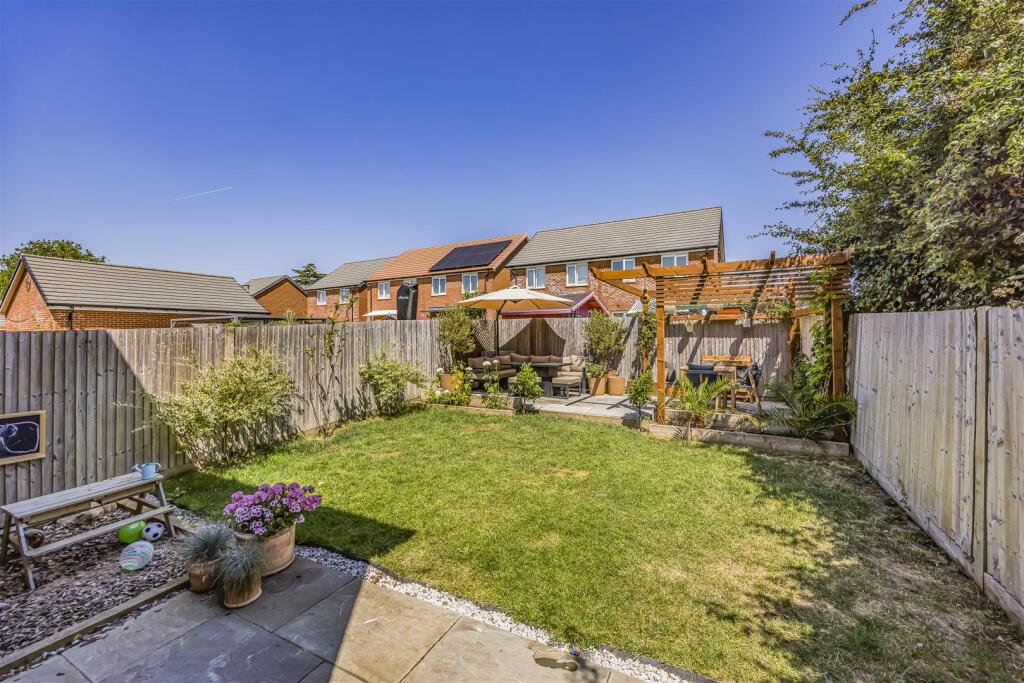 House in Havant, Warblington - View 2