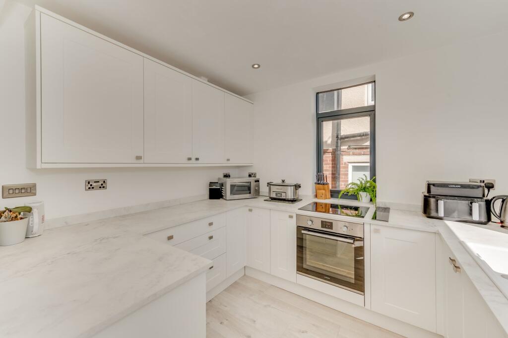 House in Sheffield - View 4