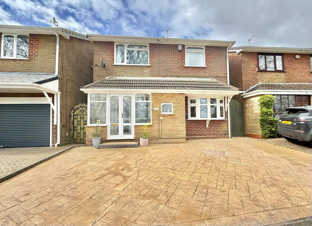 Main image of property: Setton Drive , SEDGLEY, DY3 1HA