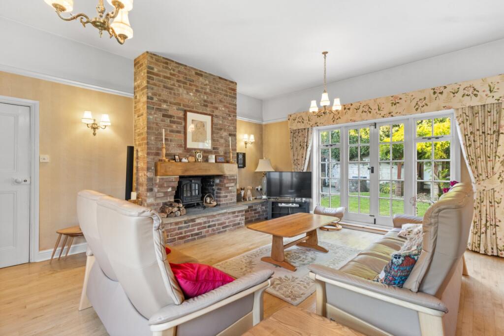 Coopers Green, Uckfield, East Sussex, TN22 photo 3