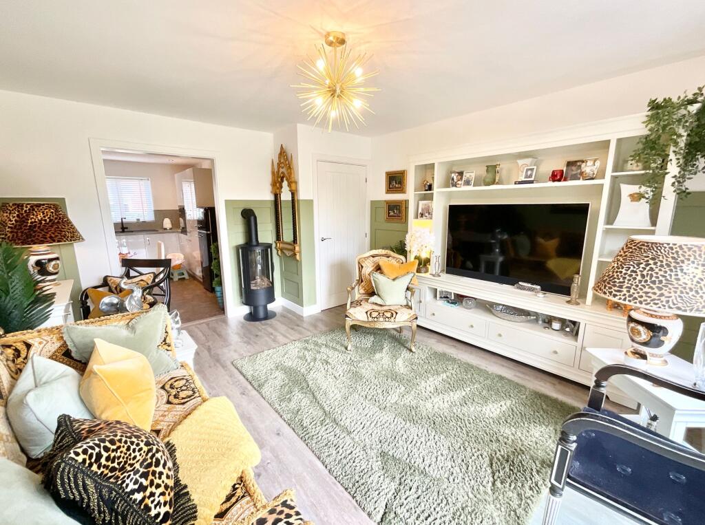 House in Stoke-on-Trent - View 2
