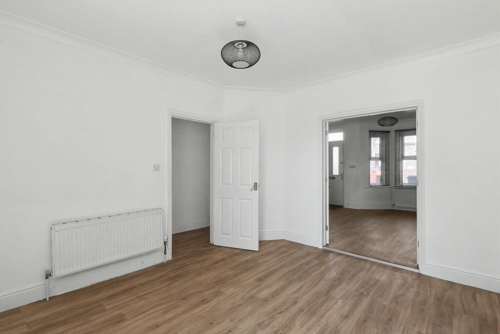 House in Poole, Longfleet - More